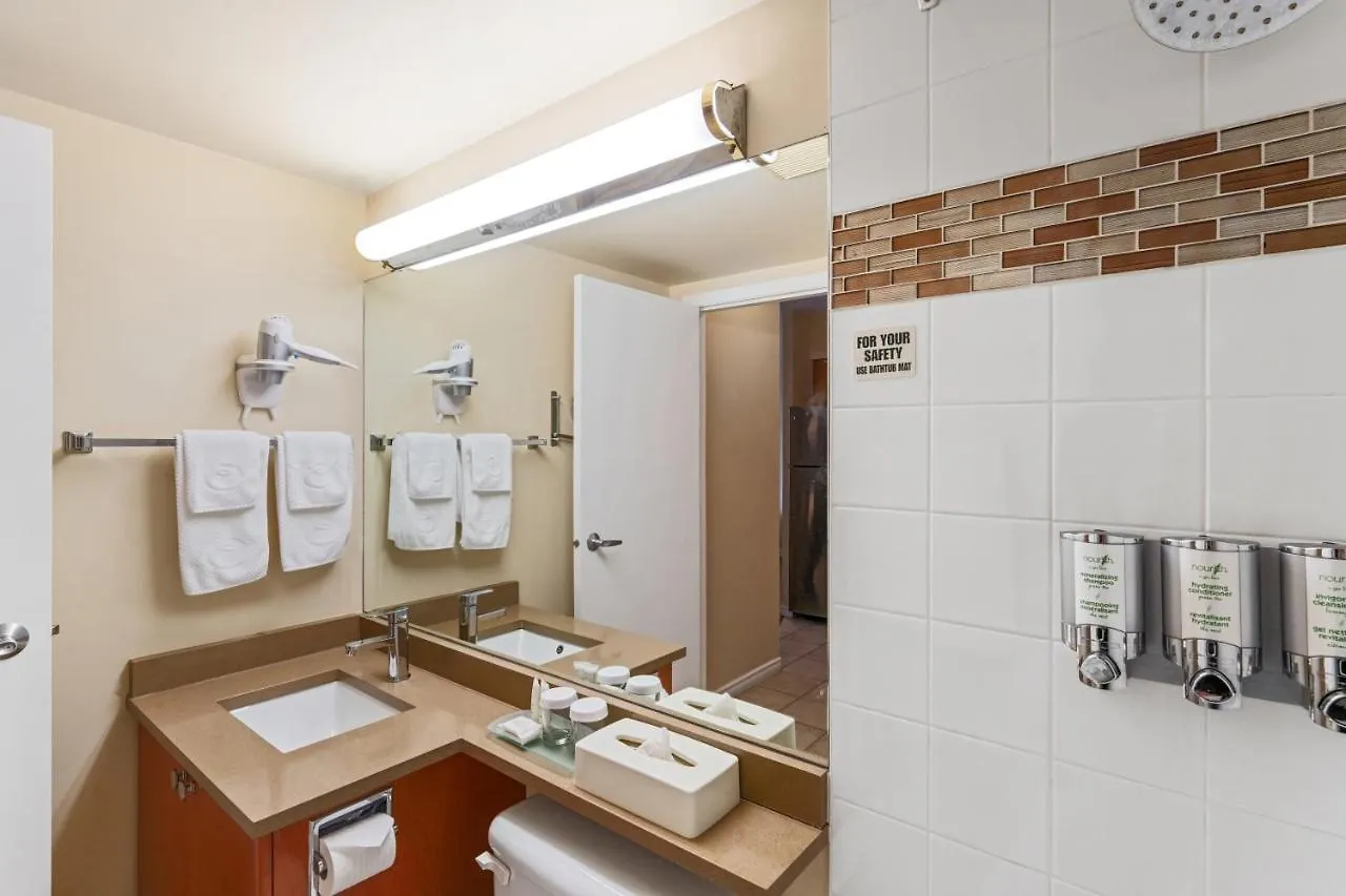 Executive Hotel Vancouver Airport Richmond 3*,